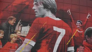 Huấn luyện viên Kenny Dalglish - King Kenny của The Kop